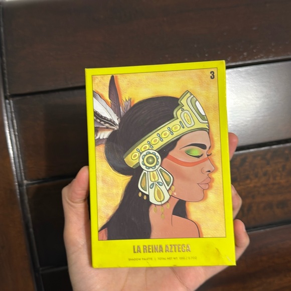 La Reina Azteca Eye Shadow Palette Kara Beauty multicolor eyeshadow palette - Picture 3 of 14